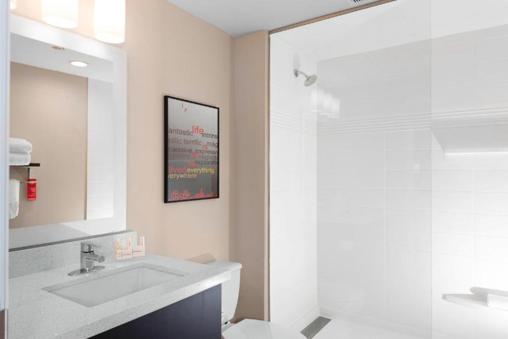 Towneplace Suites By Marriott San Antonio Westover Hills Buitenkant foto