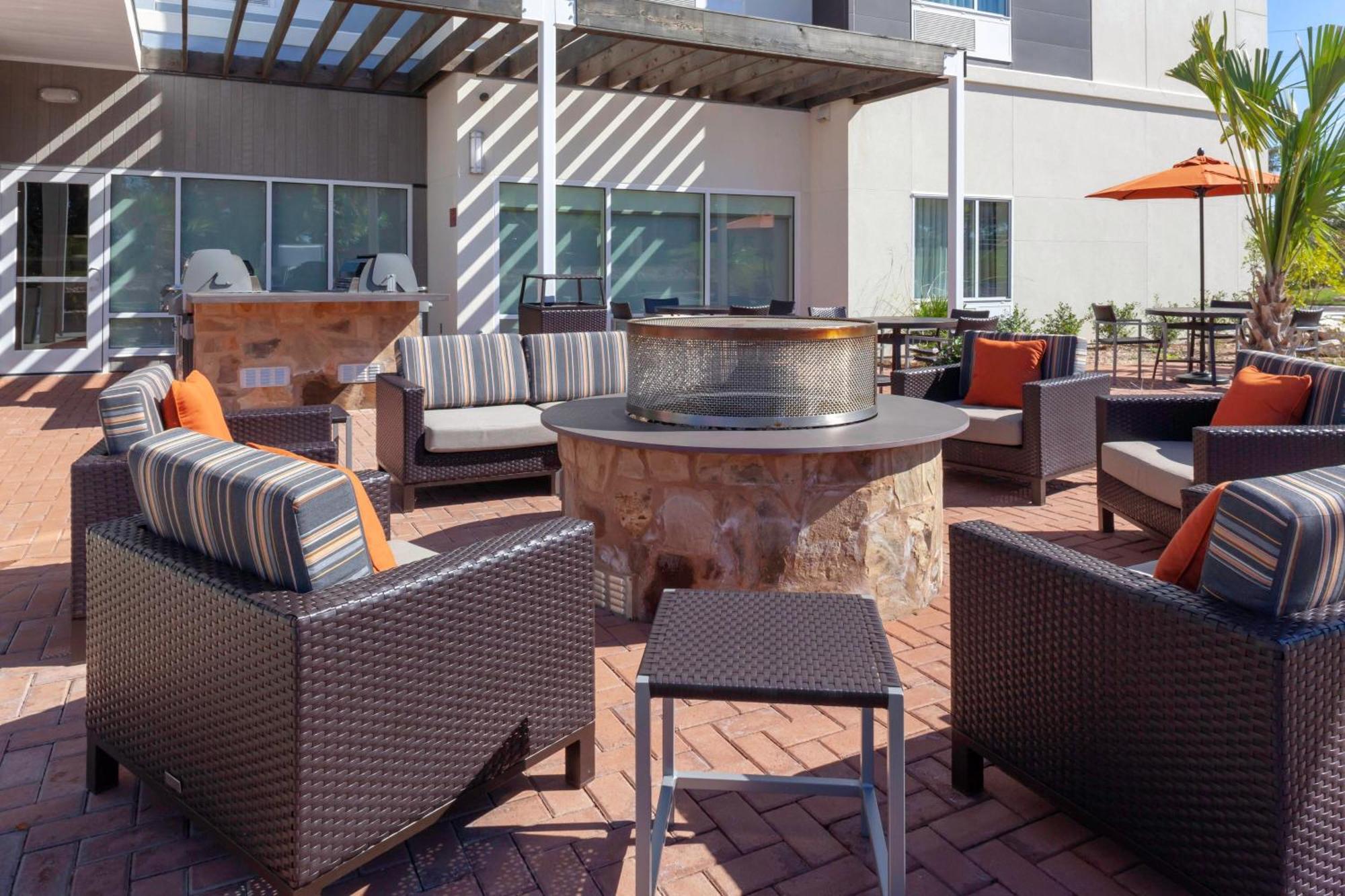 Towneplace Suites By Marriott San Antonio Westover Hills Buitenkant foto